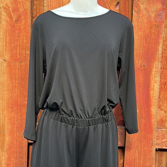Joan River Elegant Black Women's Jumpsuit Size MP - Picture 3 of 10